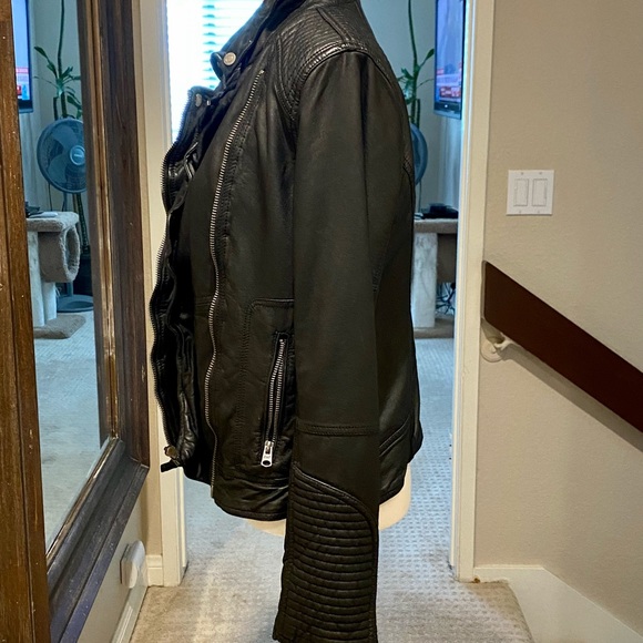 Sold Abercrombie & Fitch moto jacket - Picture 2 of 11